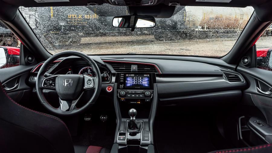 Торпедо Honda Civic Si Sedan (FC) 2019 года  (NA) (фото 22 из 43)